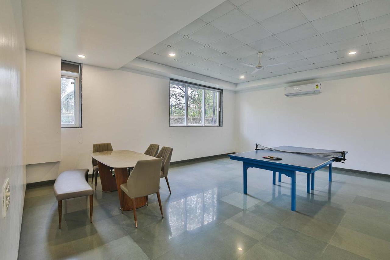 Twilight Grove By Stayvista - Pool- View Villa With Manicured Lawn, Contemporary Interiors & Home Theatre Karjat Exterior foto